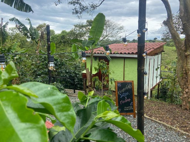 ‘Entre Surcos Glamping’- Finlandia Quindío